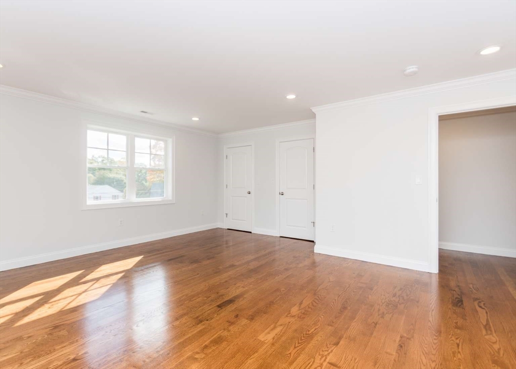 28 Goldencrest Avenue Waltham, MA 02451 - Photo 21 of 42