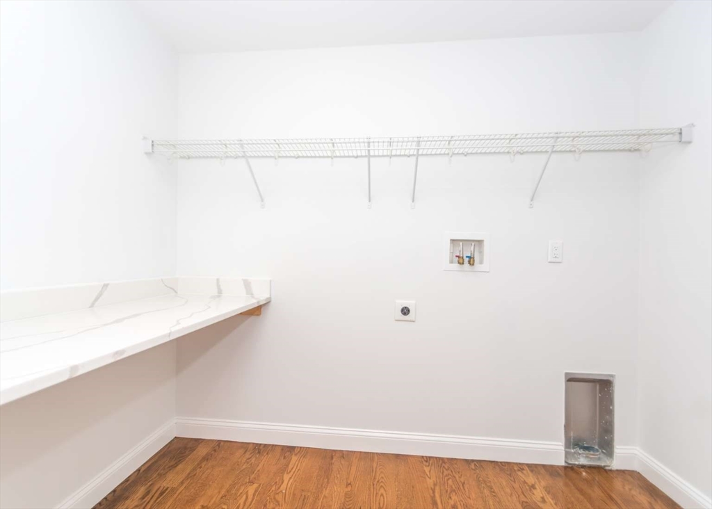 28 Goldencrest Avenue Waltham, MA 02451 - Photo 32 of 42