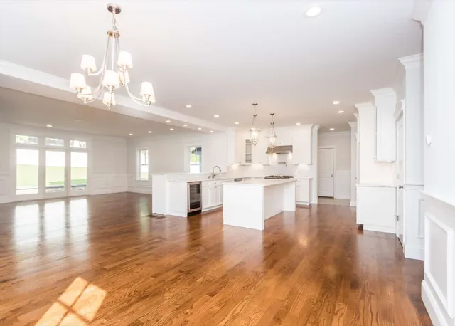 $1,998,000 | 28 Goldencrest Avenue, Waltham, MA 02451