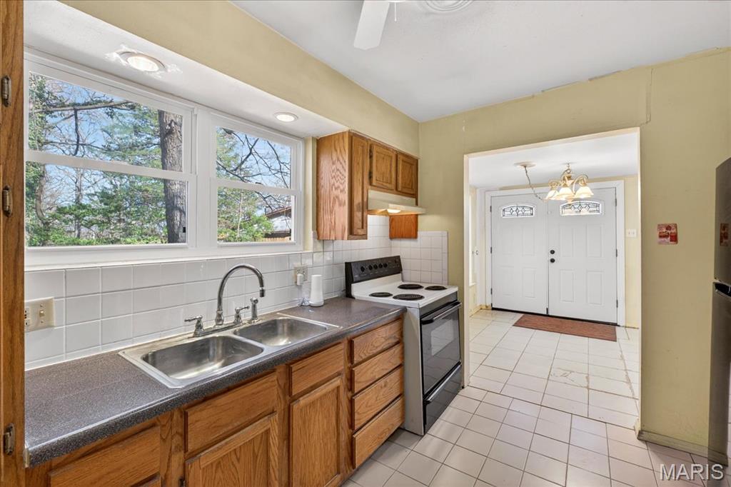 4153 Ridge Drive De Soto, MO 63020 - Photo 16 of 41