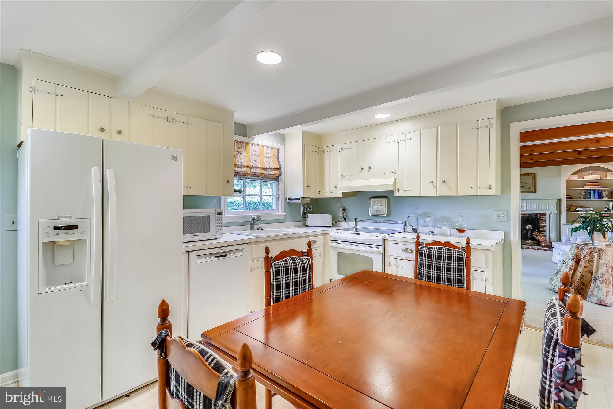 8003 Postoak Road Potomac, MD 20854 - Photo 14 of 32