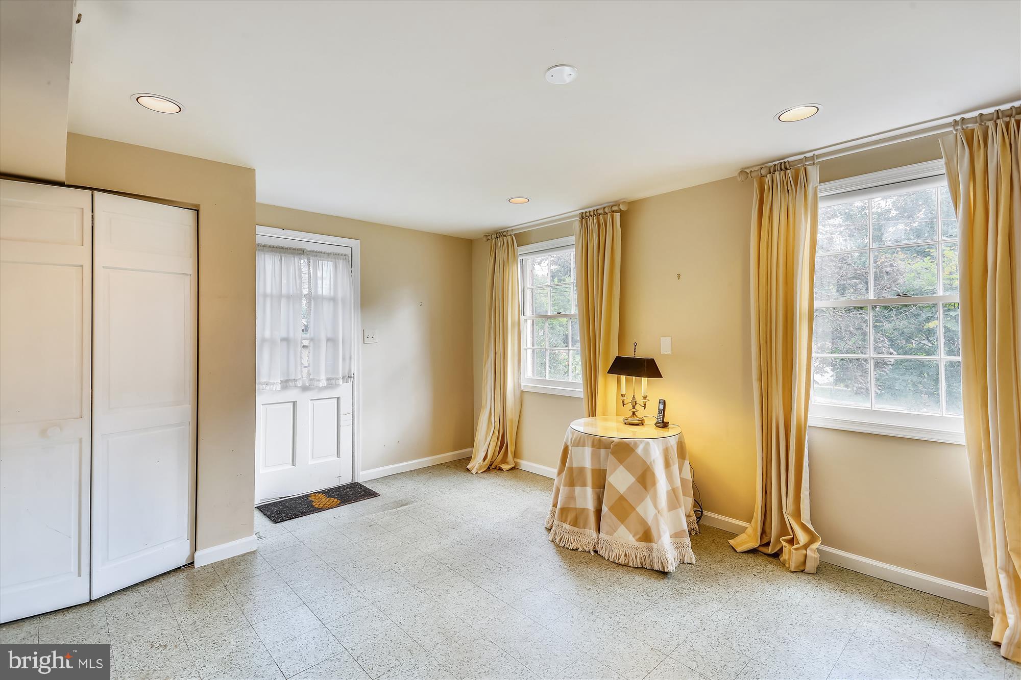 8003 Postoak Road Potomac, MD 20854 - Photo 21 of 32