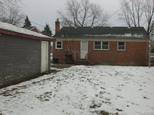 450 Central Street Inkster, MI 48141 - Photo 11 of 12 back
