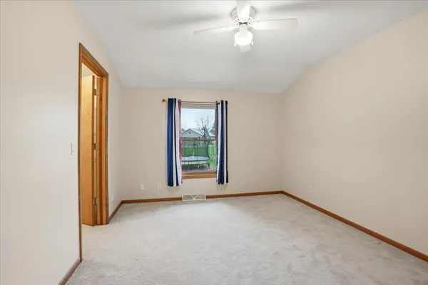 $690,000 | 5566 Mary Lake Road, Waunakee, WI 53597