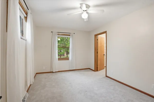 $690,000 | 5566 Mary Lake Road, Waunakee, WI 53597