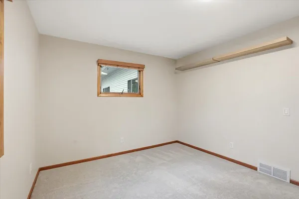 $690,000 | 5566 Mary Lake Road, Waunakee, WI 53597