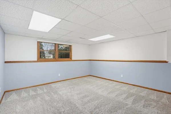 $690,000 | 5566 Mary Lake Road, Waunakee, WI 53597