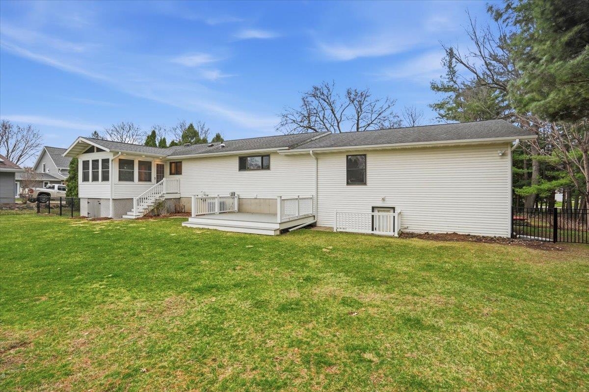 5566 Mary Lake Road Waunakee, WI 53597 - Photo 46 of 53