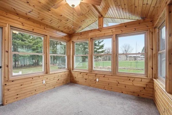 $690,000 | 5566 Mary Lake Road, Waunakee, WI 53597