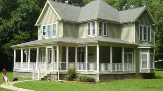 1871 Adams Road Charlotte, TN 37036 - Photo 2 of 8 Gallery Image 2