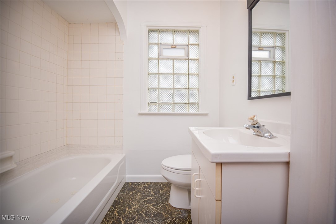 2901 Ralph Avenue Cleveland, OH 44109 - Photo 14 of 48 Gallery Image 14