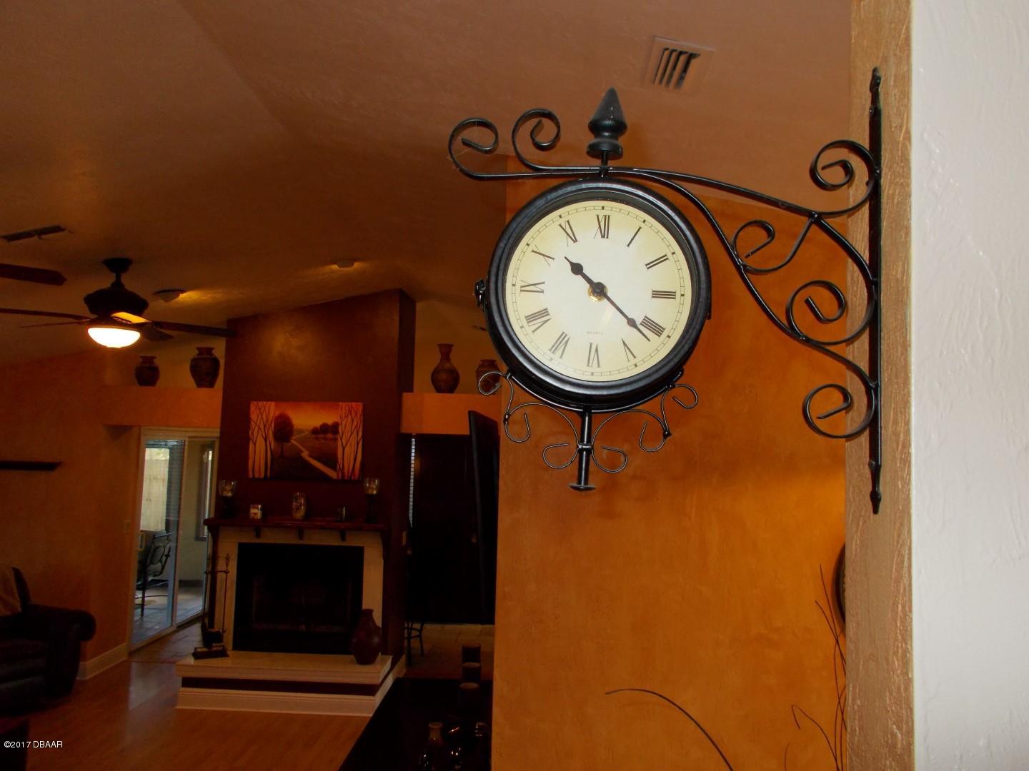 2425 Unity Tree Drive Edgewater, FL 32141 - Photo 17 of 33 DSCN0775 (Large)