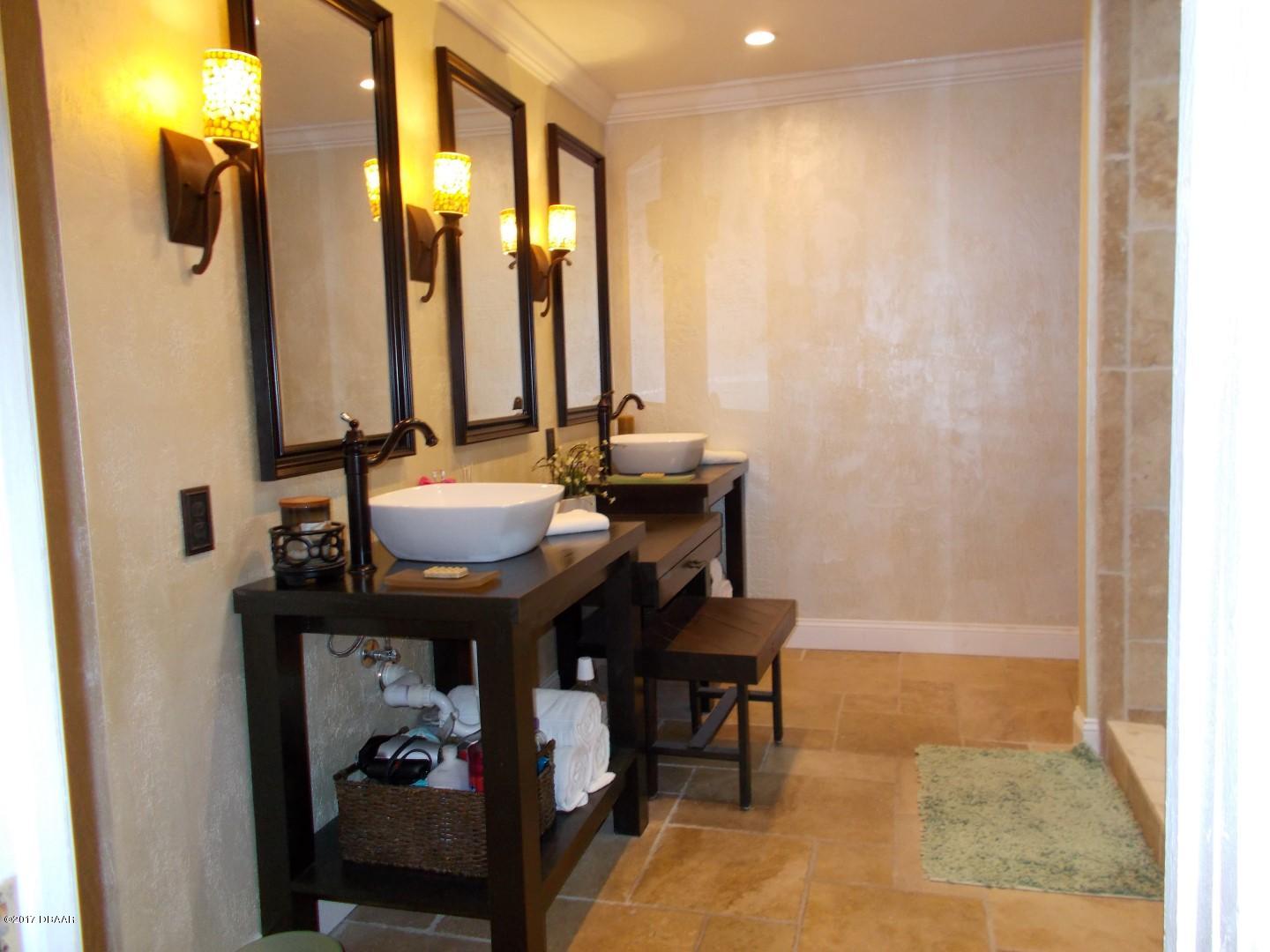 2425 Unity Tree Drive Edgewater, FL 32141 - Photo 28 of 33 DSCN0769 (Large)