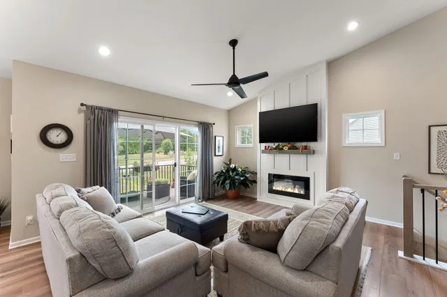 $399,000 | 1609 Melanie Lane, Chesterton, IN 46304