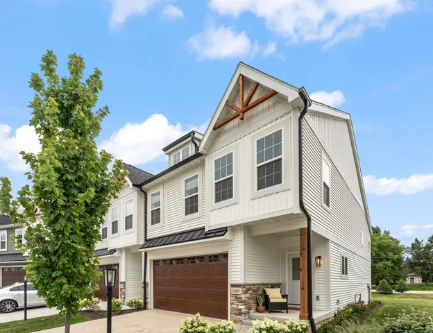 $399,000 | 1609 Melanie Lane, Chesterton, IN 46304