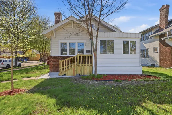 $309,000 | 3301 North Lyndale Avenue, Minneapolis, MN 55412