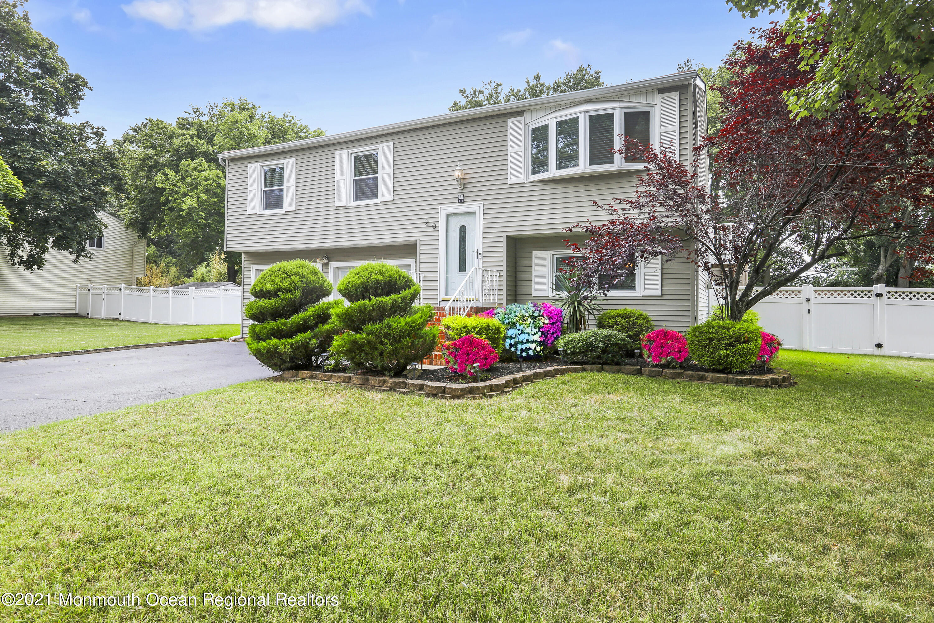 20 Rothbard Road Hazlet, NJ 07730 - Photo 1 of 34 5W5A0174