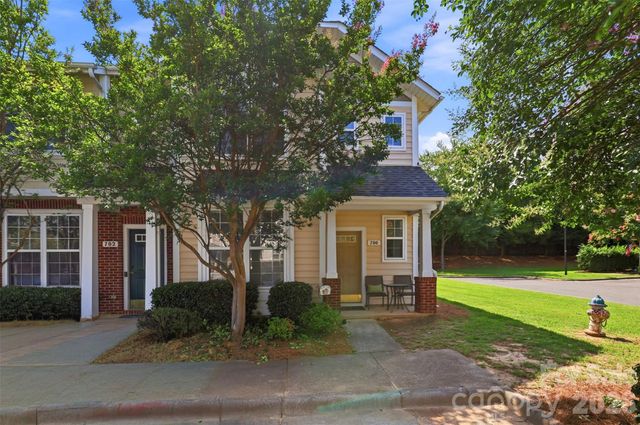 $300,000 | 700 Shellstone Place, Fort Mill, SC 29708