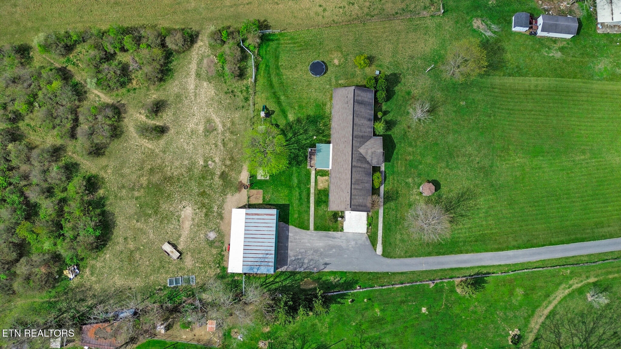 1048 Deep Draw Road Crossville, TN 38555 - Photo 3 of 23 dji_0522-dji_0524