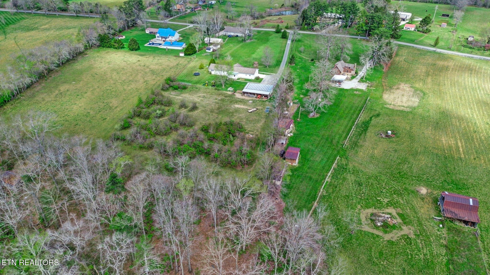 1048 Deep Draw Road Crossville, TN 38555 - Photo 4 of 23 dji_0531-dji_0533
