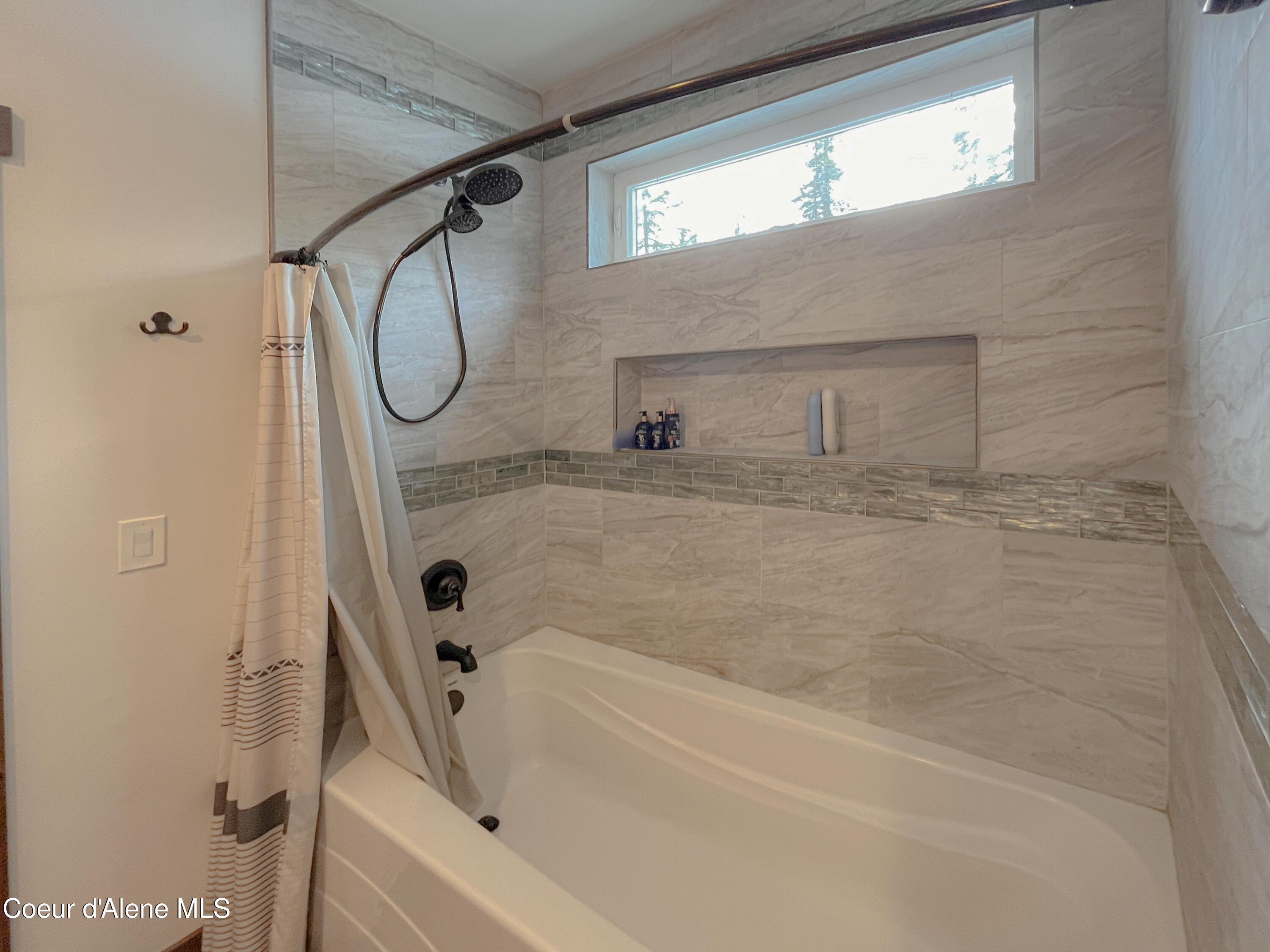 186 Coyote Trail Sandpoint, ID 83864 - Photo 17 of 27 masterbath