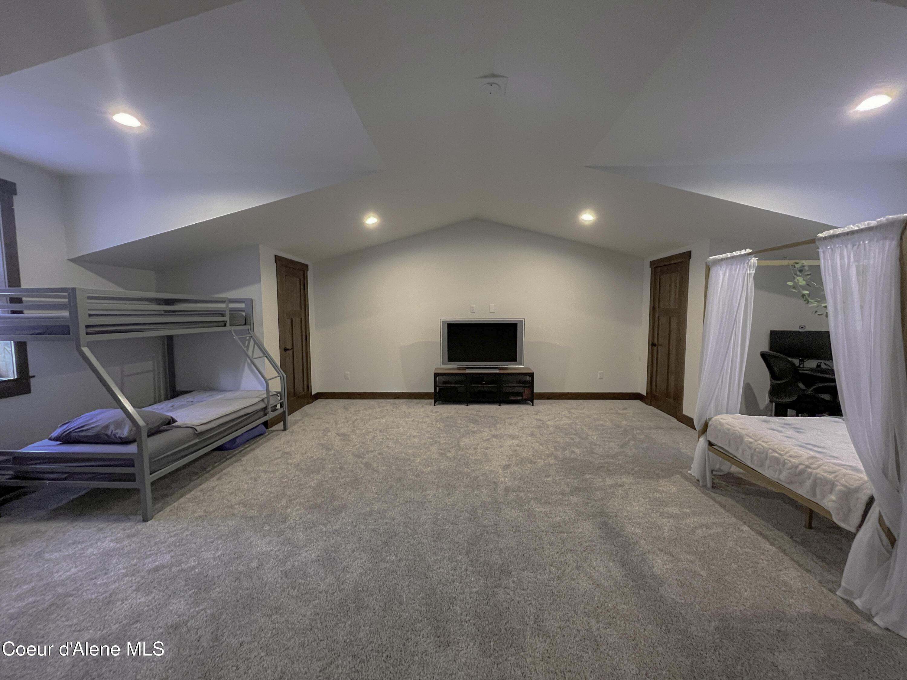 186 Coyote Trail Sandpoint, ID 83864 - Photo 19 of 27 bed2