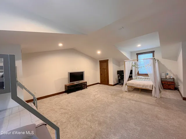 $719,000 | 186 Coyote Trail, Sandpoint, ID 83864