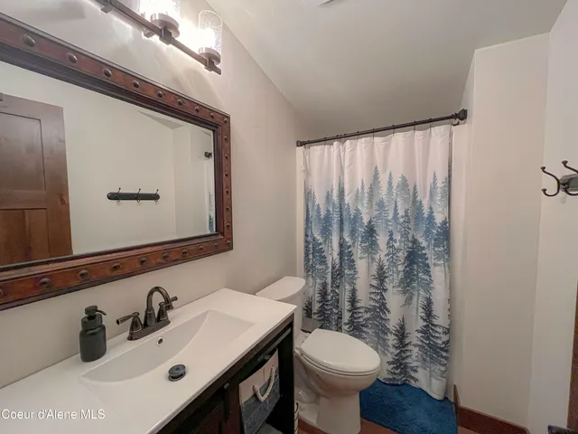 $719,000 | 186 Coyote Trail, Sandpoint, ID 83864
