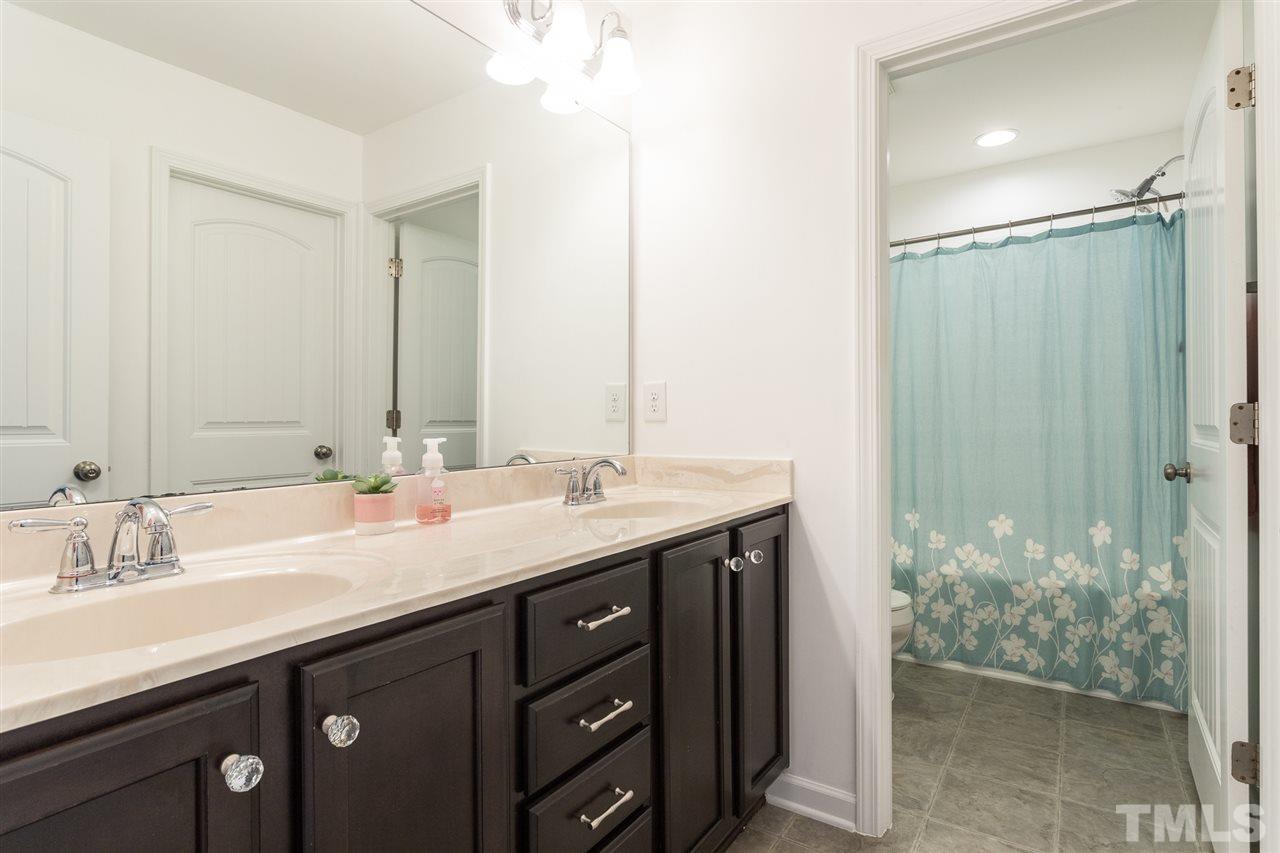 2412 Swans Rest Way Raleigh, NC 27606 - Photo 13 of 20