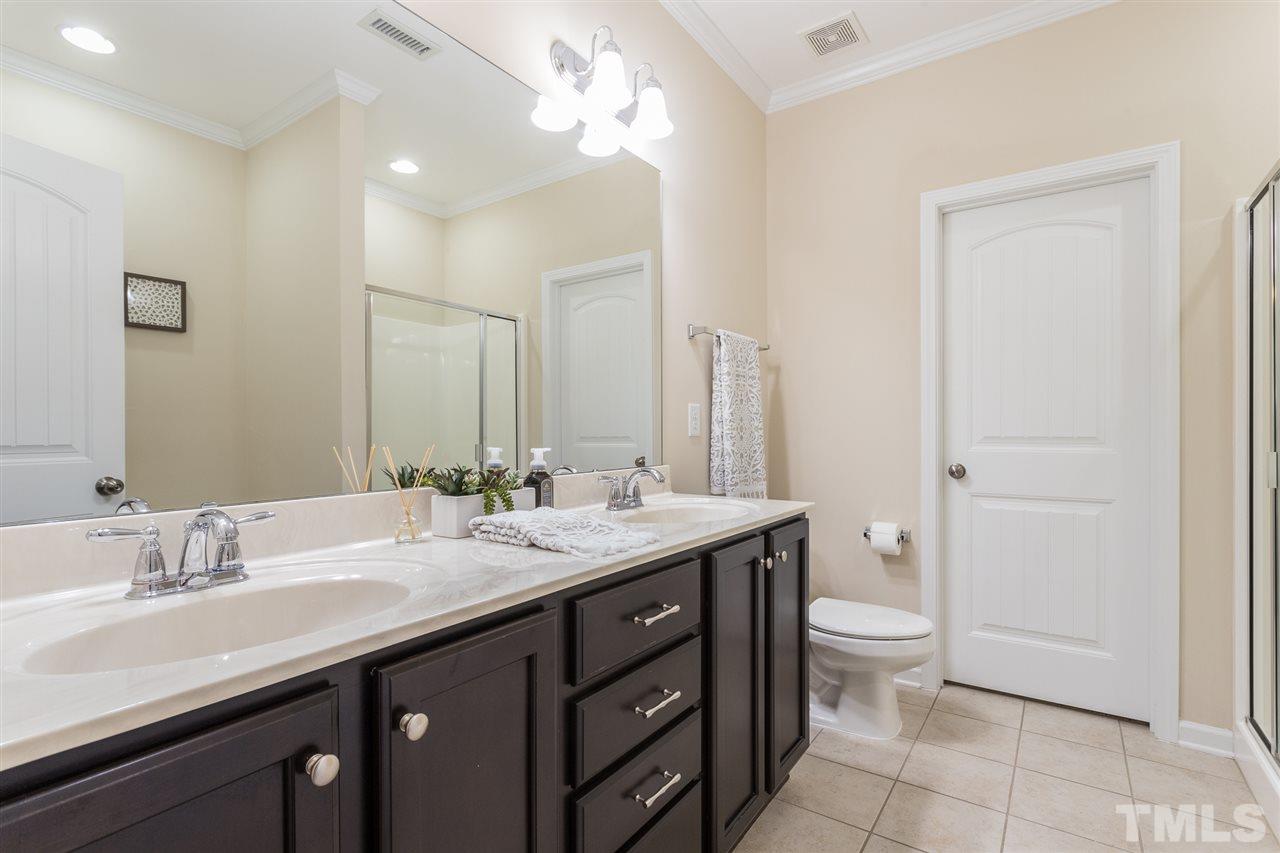 2412 Swans Rest Way Raleigh, NC 27606 - Photo 9 of 20