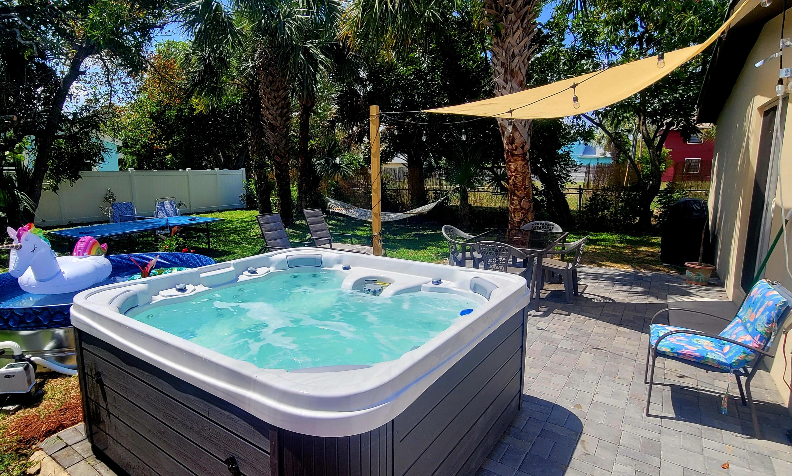 408 Southwest 4th Street Delray Beach, FL 33444 - Photo 25 of 31 an outdoor space with furniture