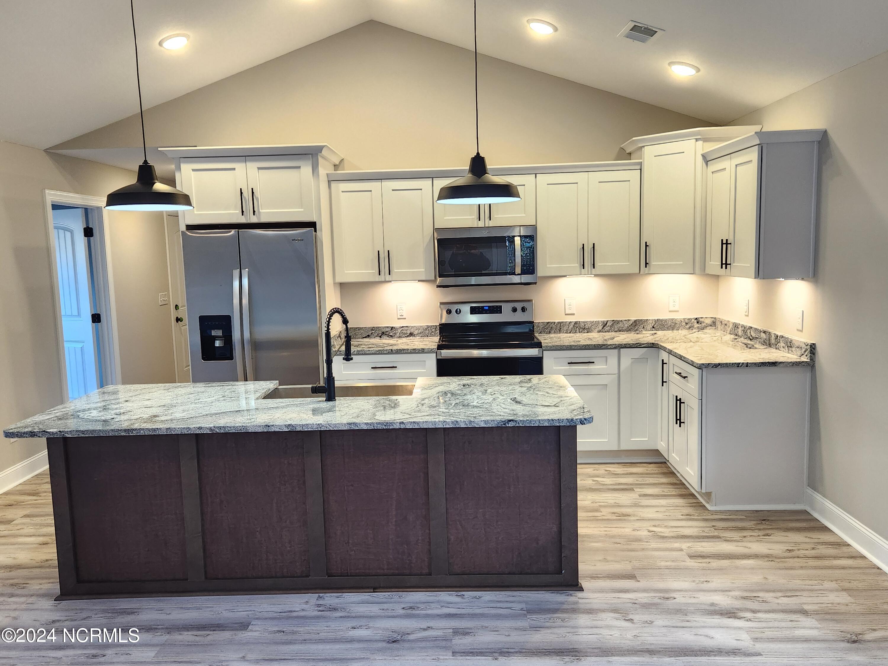 280 Boundary Loop Road Northwest Calabash, NC 28467 - Photo 10 of 32 20240122_095119