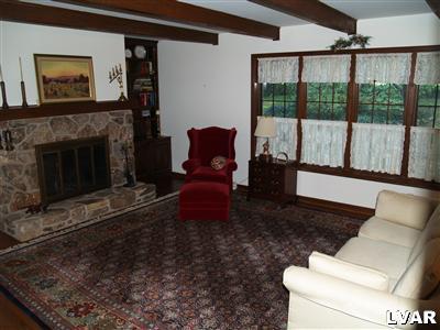 2327 Riverbend Road Allentown, PA 18103 - Photo 11 of 28 Gallery Image 11