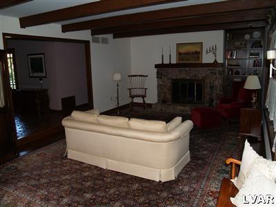 2327 Riverbend Road Allentown, PA 18103 - Photo 12 of 28 Gallery Image 12
