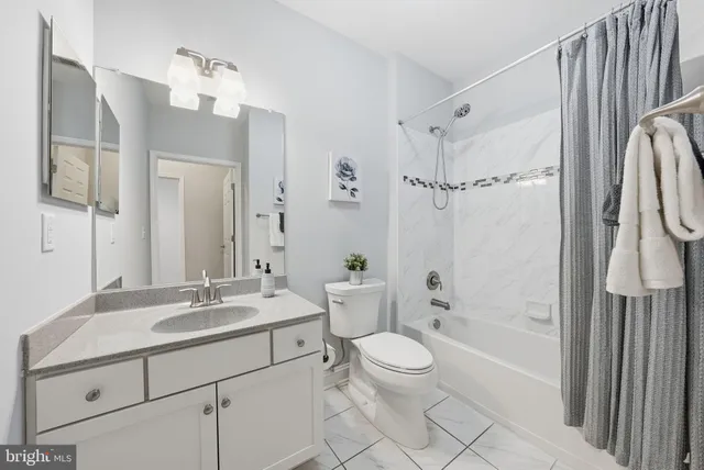 $400,000 | 3911 Doc Berlin Drive, Unit 34, Silver Spring, MD 20906