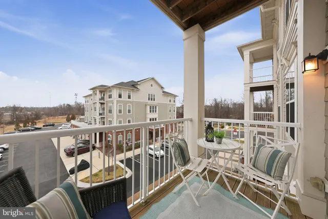 $400,000 | 3911 Doc Berlin Drive, Unit 34, Silver Spring, MD 20906