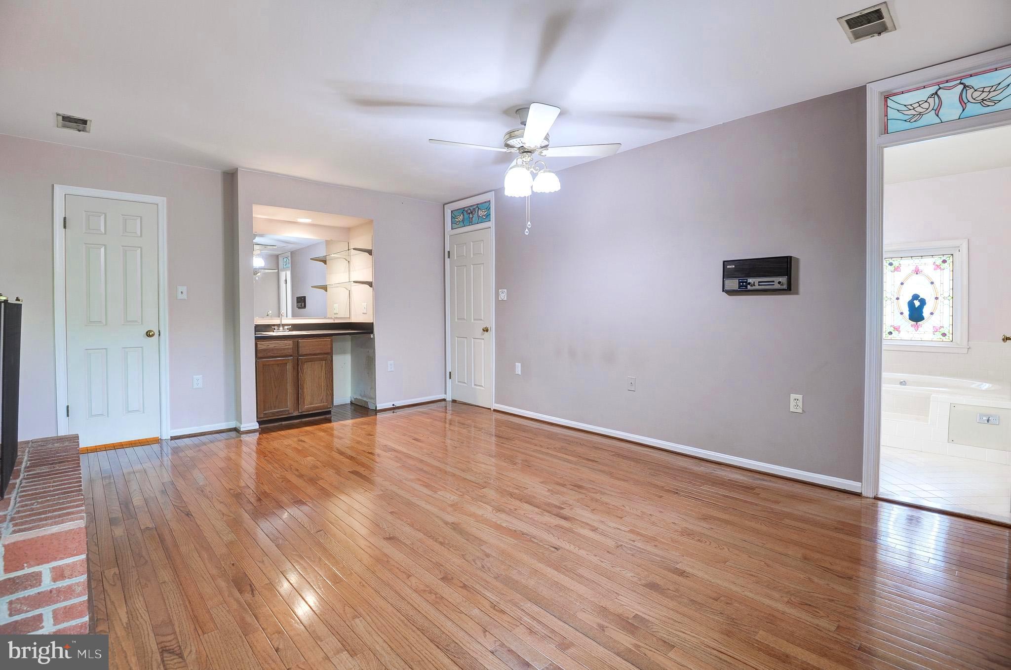 6814 Braddock Road Annandale, VA 22003 - Photo 23 of 68