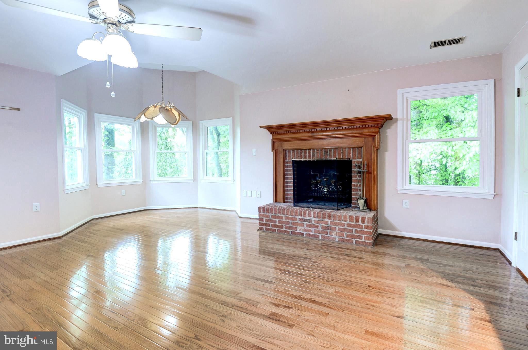 6814 Braddock Road Annandale, VA 22003 - Photo 24 of 68