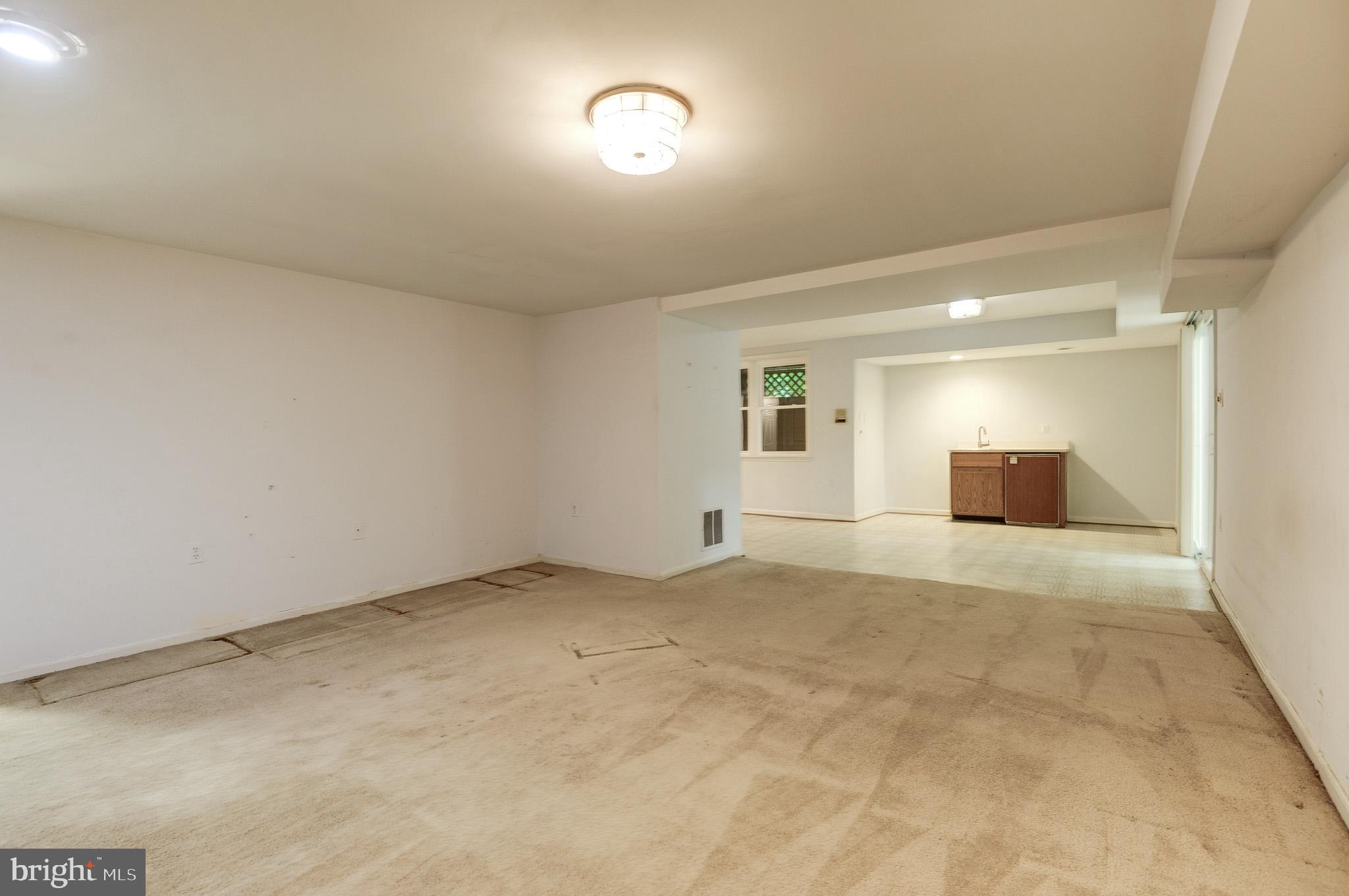 6814 Braddock Road Annandale, VA 22003 - Photo 44 of 68