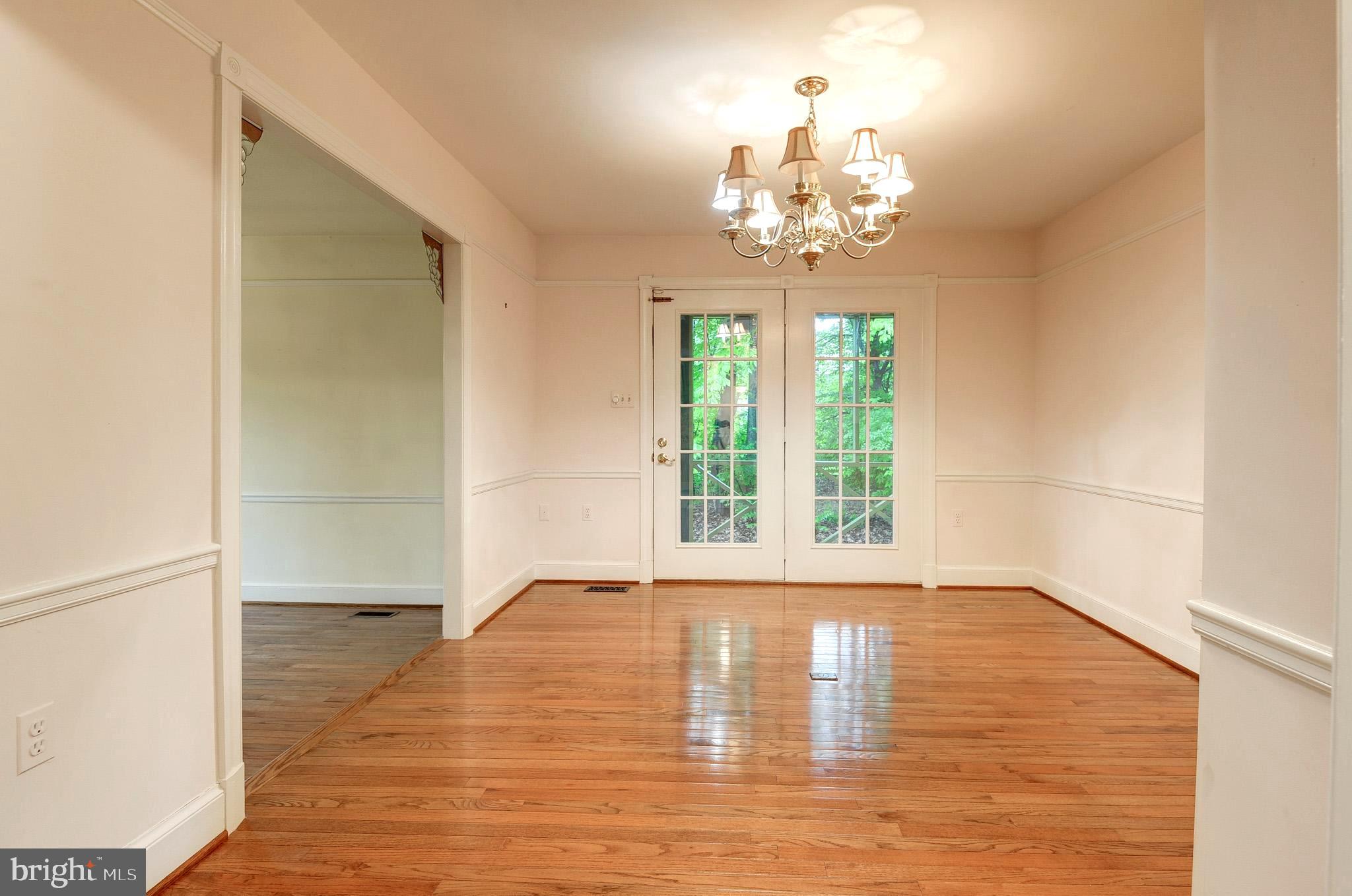 6814 Braddock Road Annandale, VA 22003 - Photo 8 of 68 Dining Room