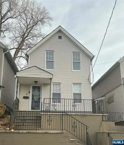 $3,500 | 113 Linden Avenue, Clifton, NJ 07014