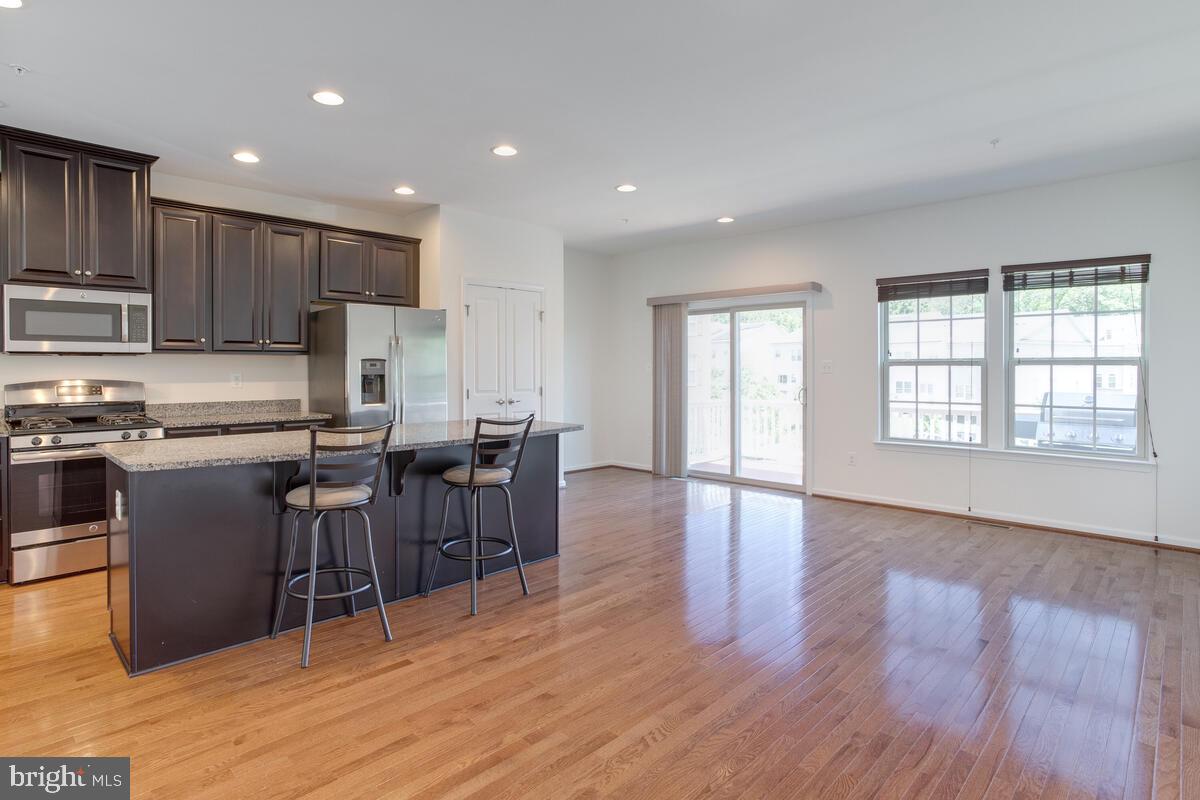 2806 Fredericksburg Road Hanover, MD 21076 - Photo 16 of 58 Kitchen