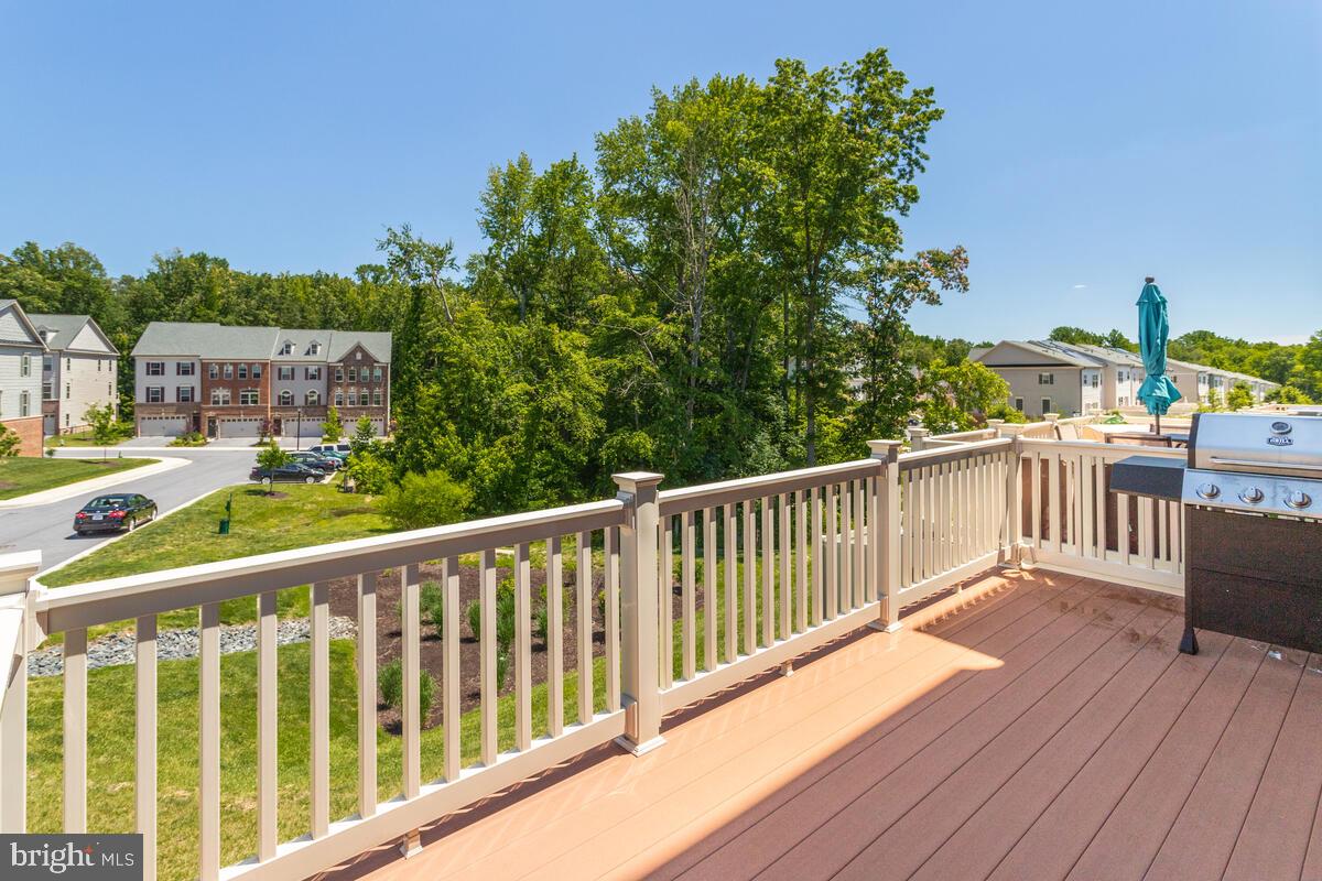 2806 Fredericksburg Road Hanover, MD 21076 - Photo 24 of 58 Deck