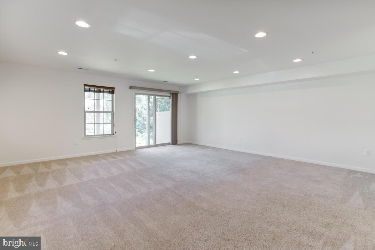 2806 Fredericksburg Road Hanover, MD 21076 - Photo 9 of 58 Bonus / Family Room Entry Level