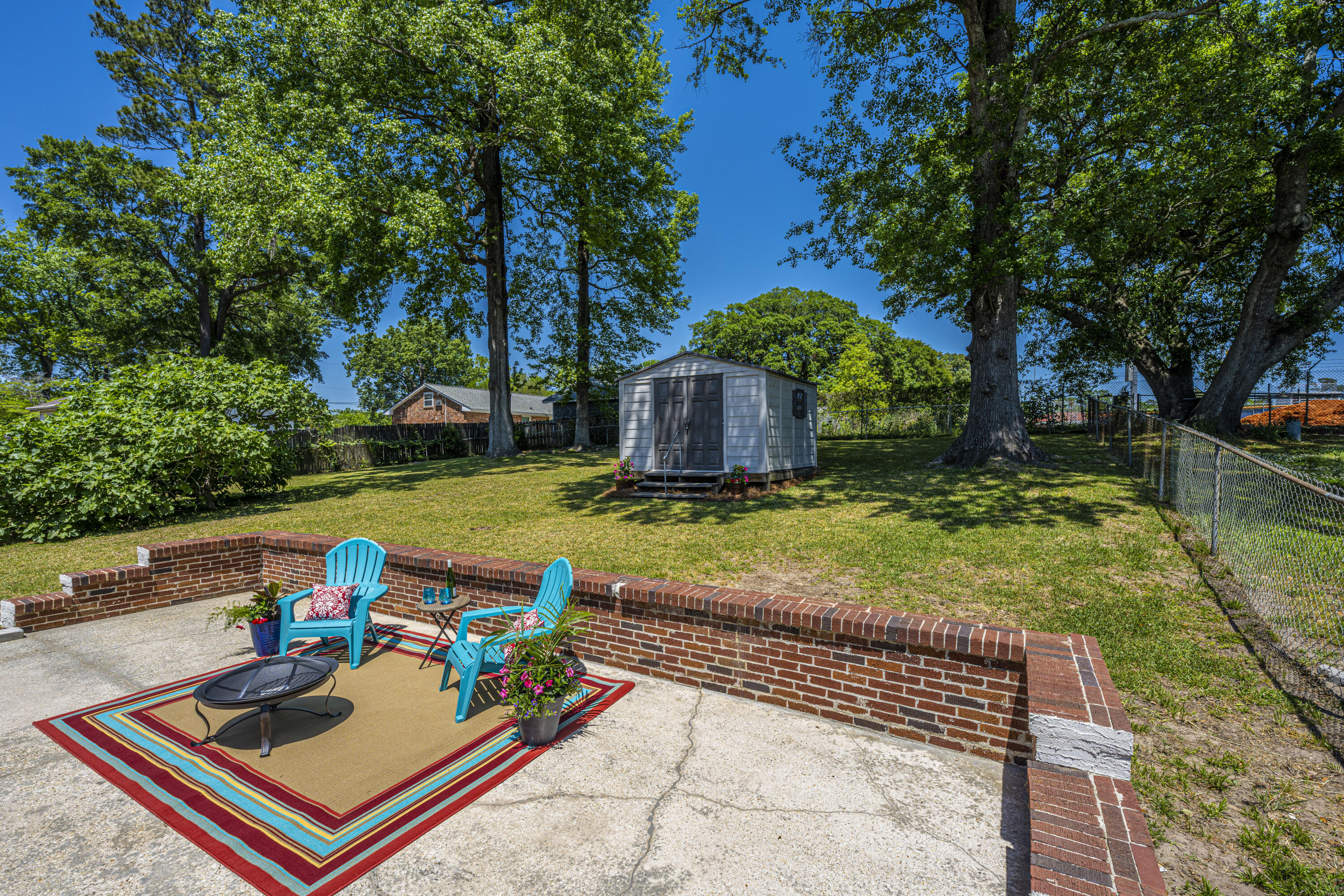 6024 Ridgecrest Avenue Hanahan, SC 29410 - Photo 2 of 35 DSC_0417