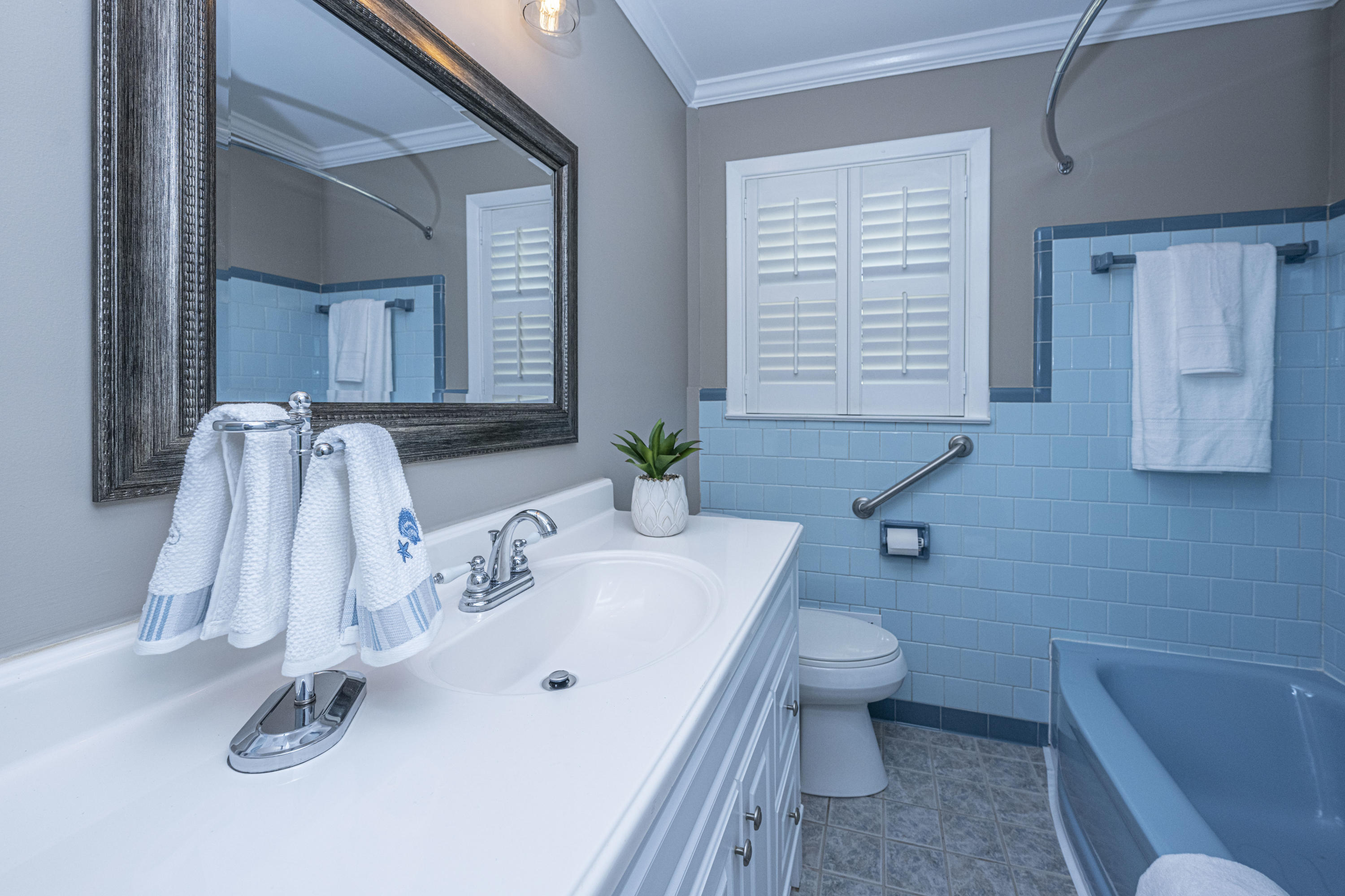 6024 Ridgecrest Avenue Hanahan, SC 29410 - Photo 16 of 35 DSC_0450