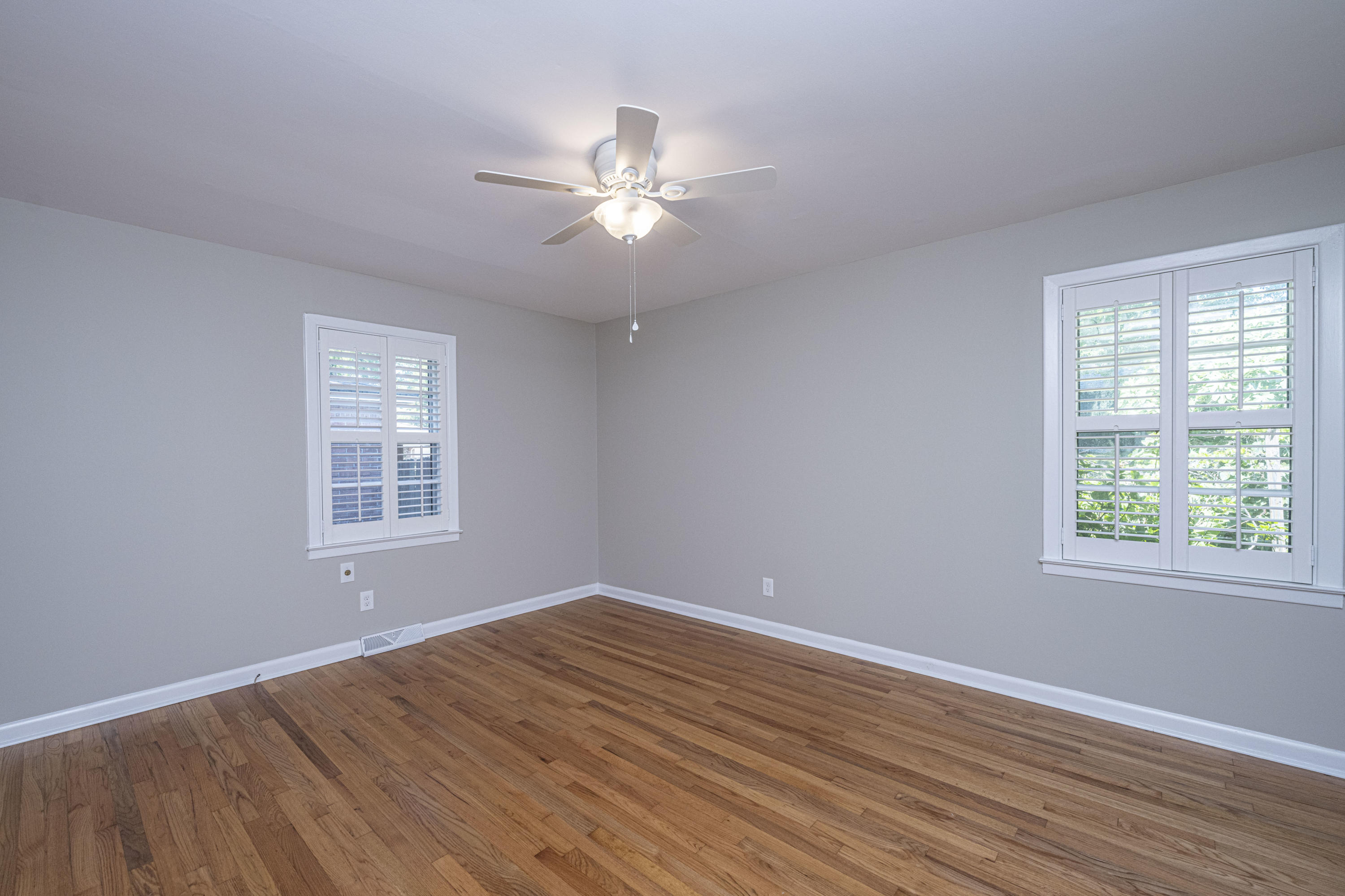 6024 Ridgecrest Avenue Hanahan, SC 29410 - Photo 21 of 35 DSC_0455