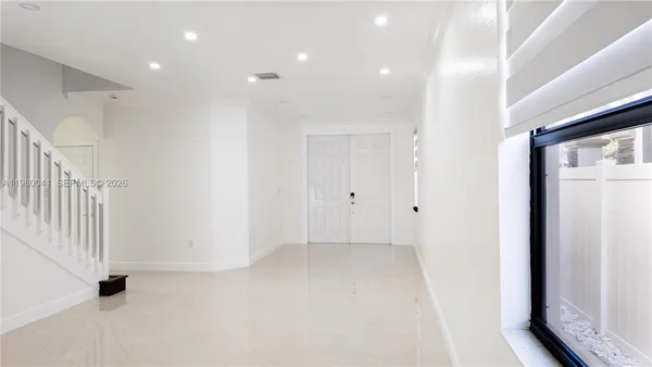 $4,200 | 3530 West 88th Street, Unit 3530, Hialeah, FL 33018