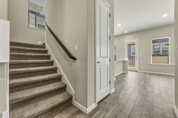 $1,695 | 1015 Vista View Drive, Unit 2102, Georgetown, TX 78626