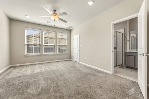 $1,695 | 1015 Vista View Drive, Unit 2102, Georgetown, TX 78626
